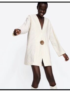 Zara Ecru light cream textured long sleeve blazer jacket Sz S NWT